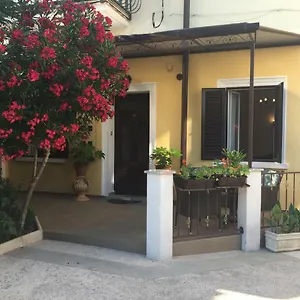 Gostinjska kuća Tusculum, Opatija