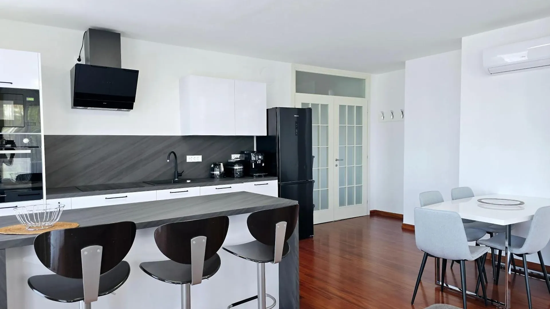 Apartment Astral Opatija 0*,  Croatia